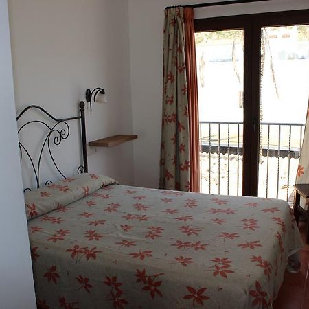 Hostal Jadraza Zahara de los Atunes Exterior foto